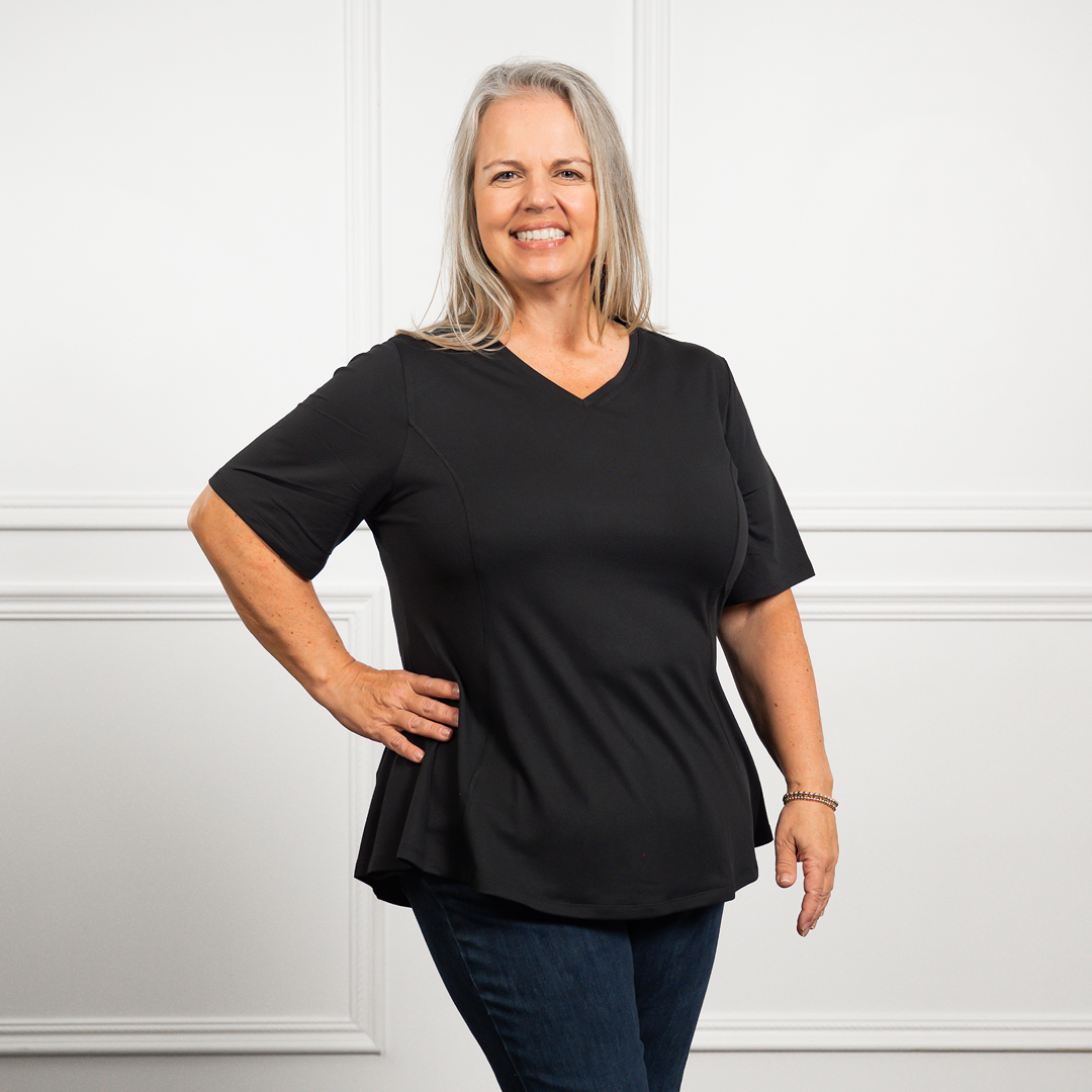 Anti-Muffin-Top Flowy Tee