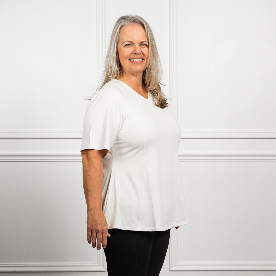 Anti-Muffin-Top Flowy Tee
