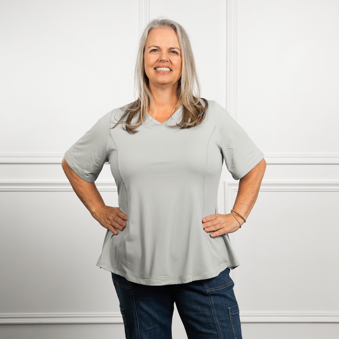 Anti-Muffin-Top Flowy Tee